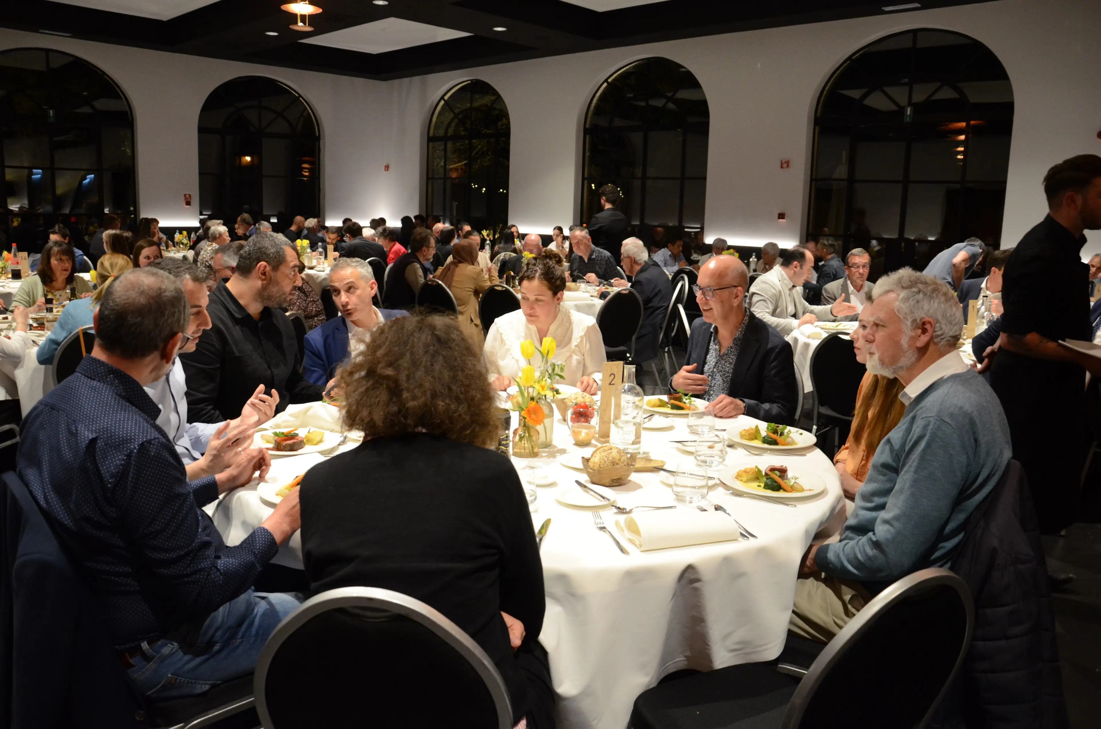 news-limburg-komt-samen-tijdens-iftar-van-12