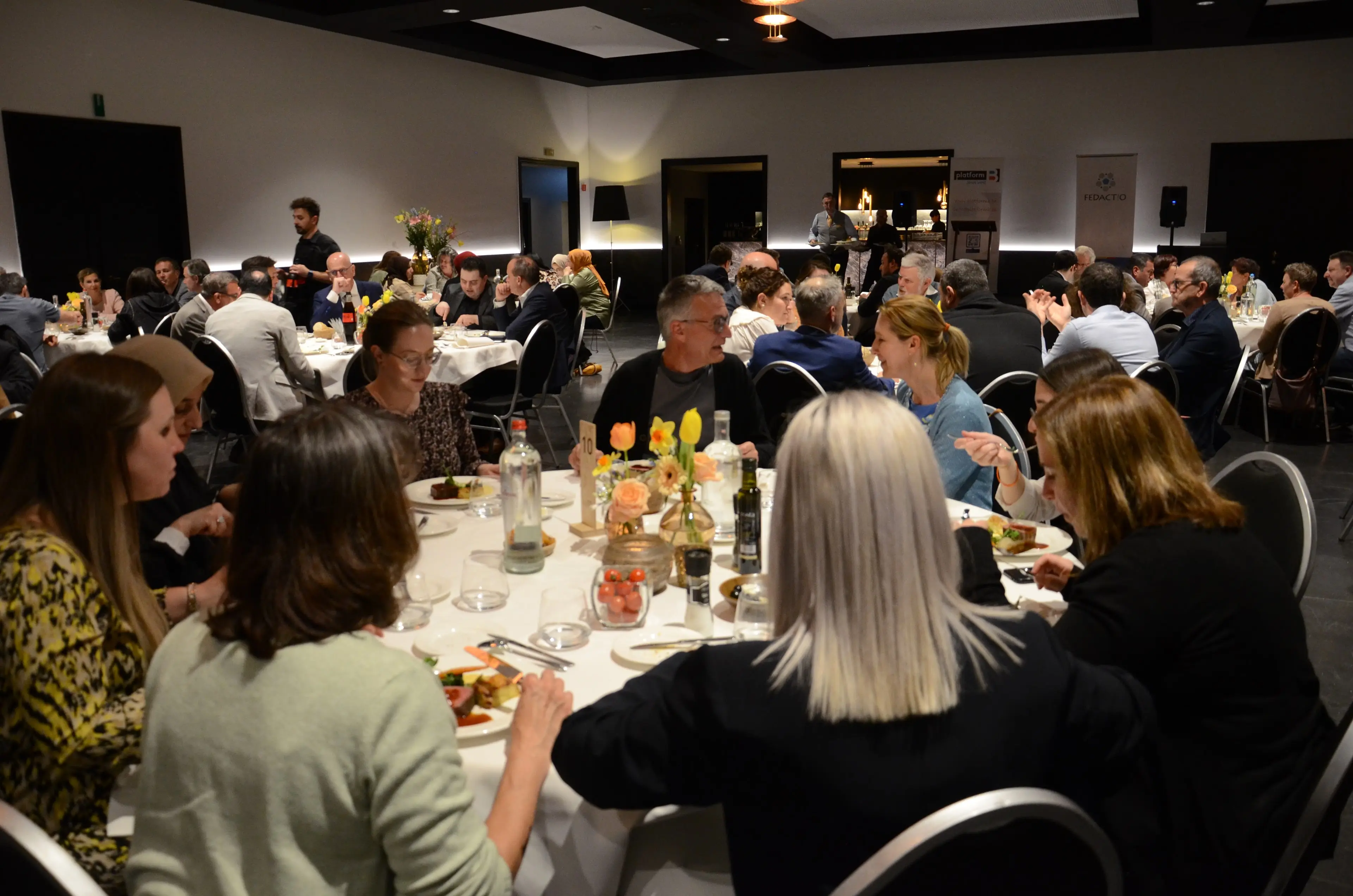 news-limburg-komt-samen-tijdens-iftar-van-15