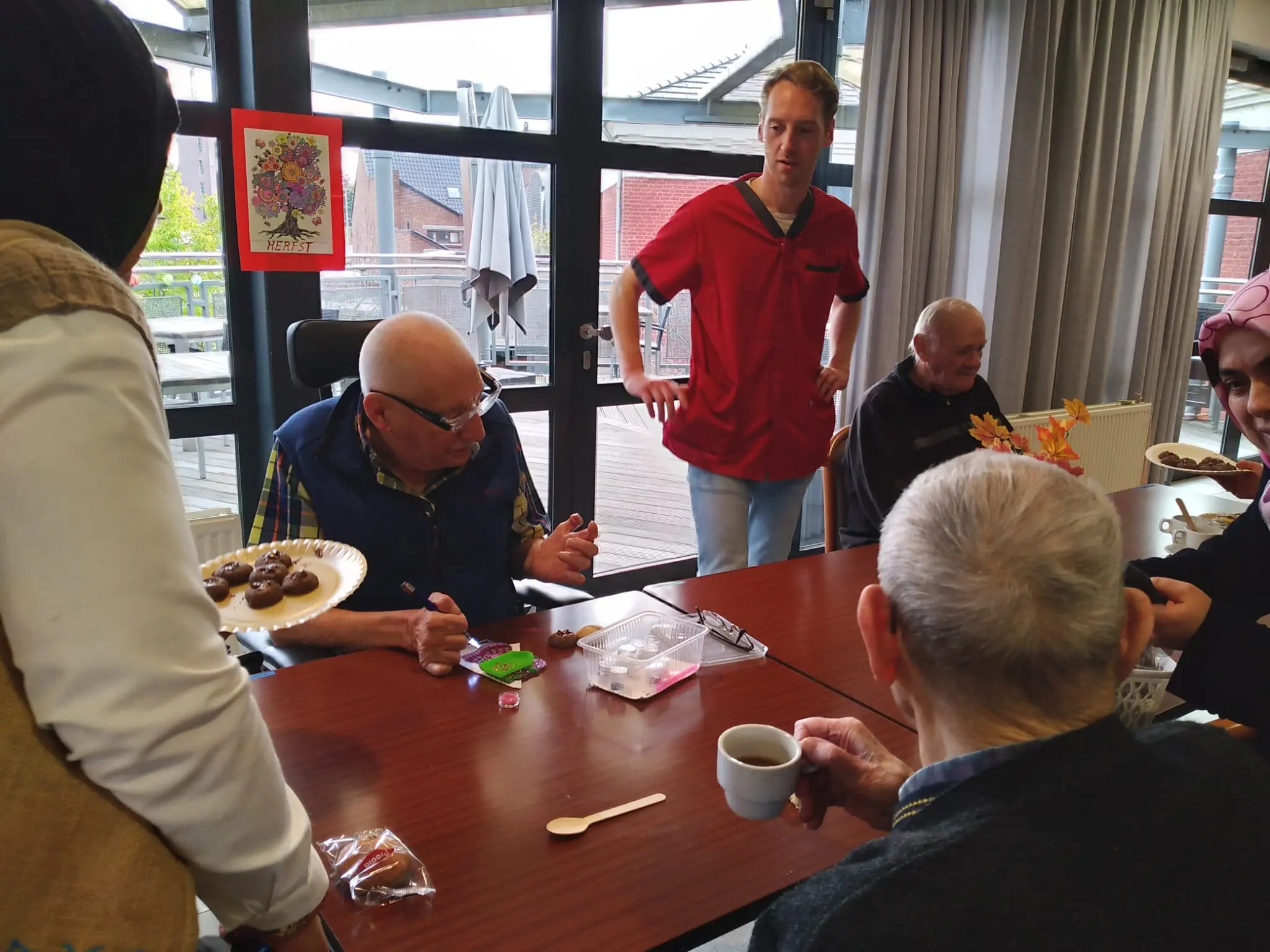 news-bezoek-aan-limburgse-woonzorgcentra-in-3