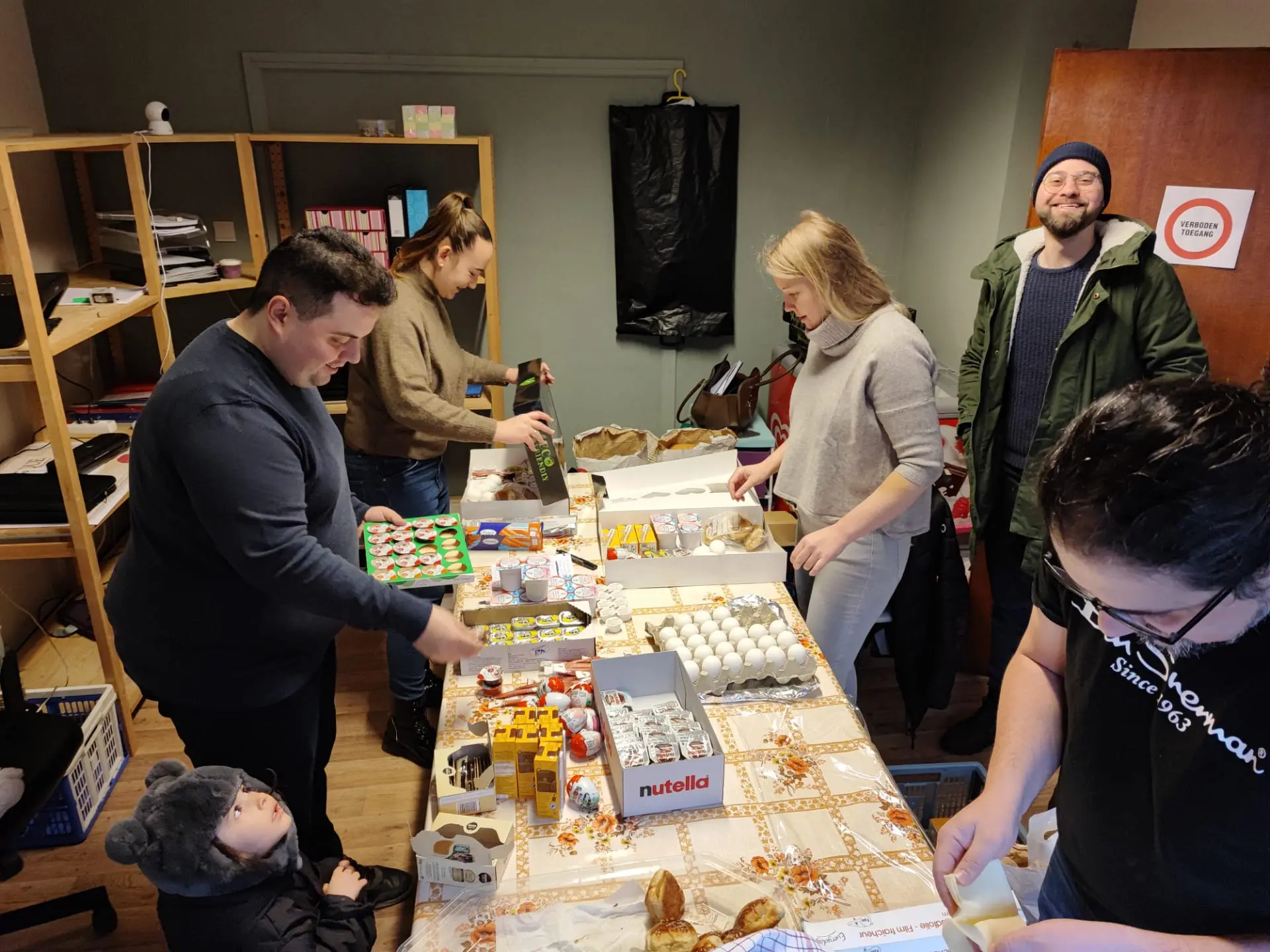 news-vrijwilligers-uit-genk-maken-1